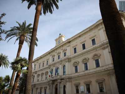 Un�immagine ammirata ogni giorno dai tanti imprenditori e professionisti che varcano la soglia di questo tempio istituzionale, che continua ad assistere da decenni alla trasformazione di Bari